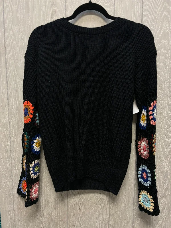 Sweater By Clothes Mentor In Black, Size: S