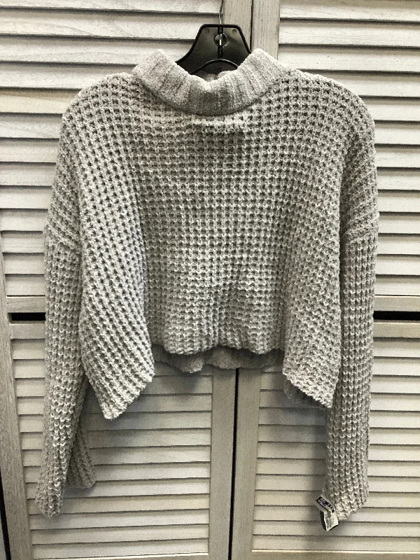 Sweater By Forever 21 In Grey, Size: Xs