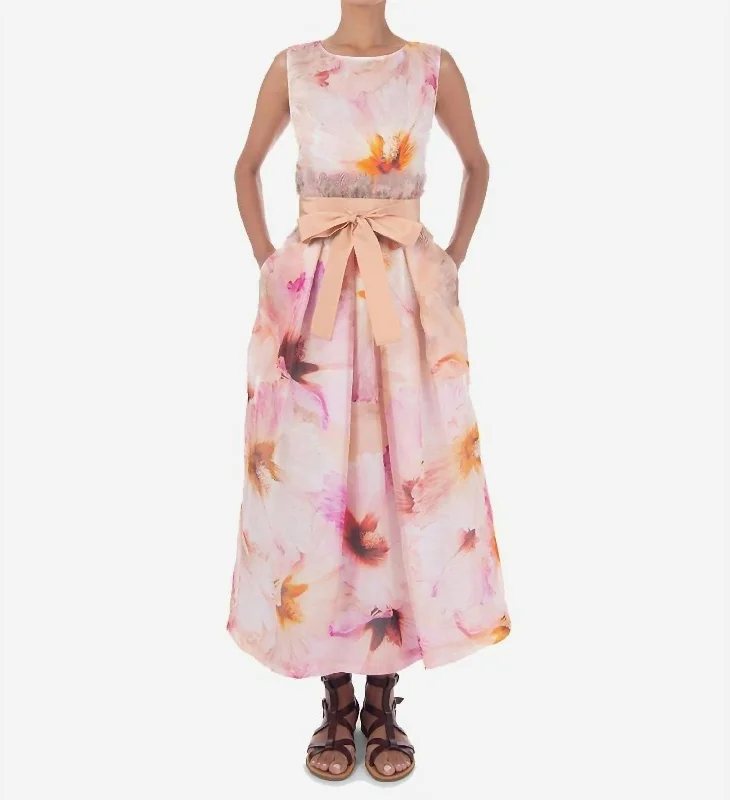 Riah Flower Print Midi Dress In Pink Floral